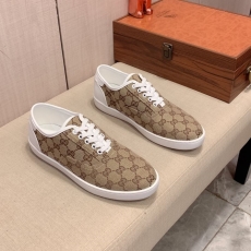 Gucci Low Shoes